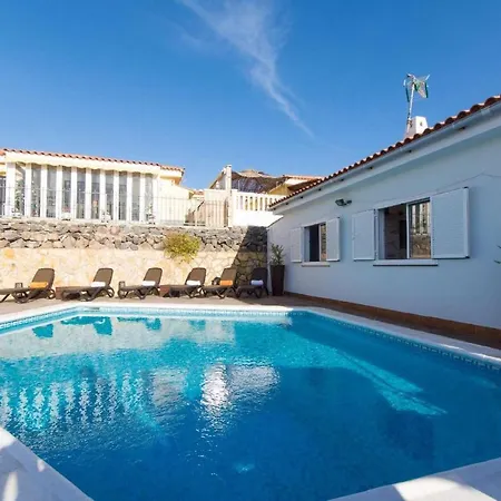 Sleeps 8 Air Con Wifi * Callao Salvaje